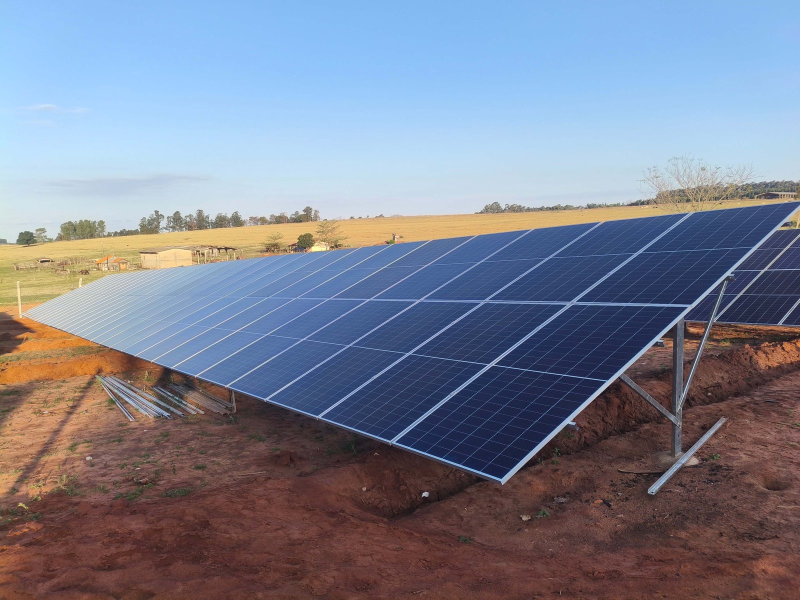 Instalação de painéis solares fotovoltaicos